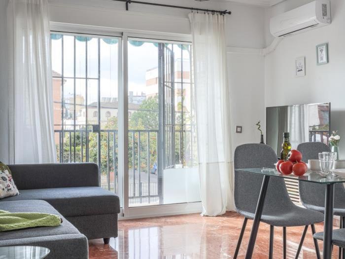 Elegante Apt Luminoso Y Tranquilo De 2 Hab Sevilla Wifi-Ful Parking Inc ภายนอก รูปภาพ