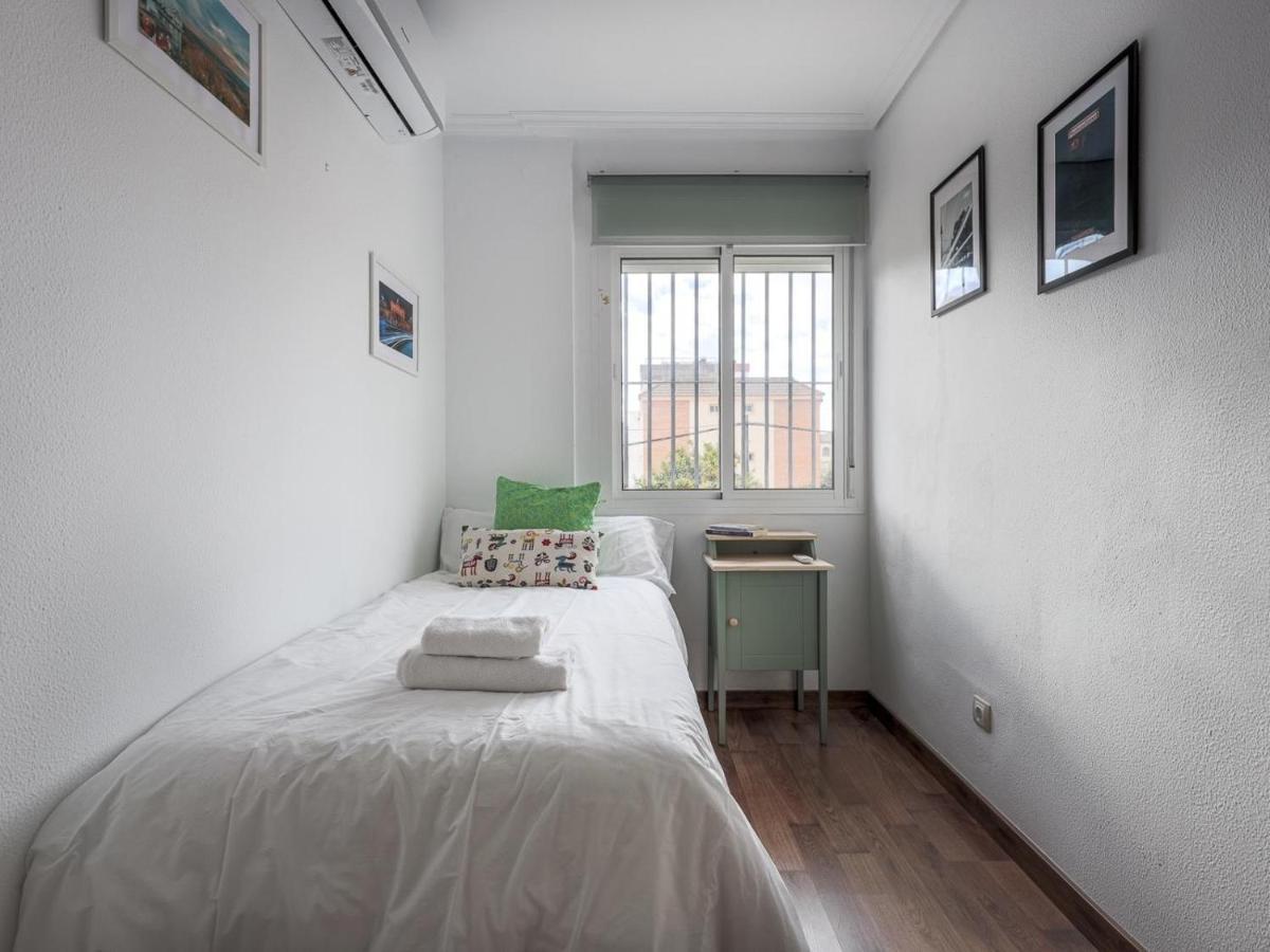 Elegante Apt Luminoso Y Tranquilo De 2 Hab Sevilla Wifi-Ful Parking Inc ภายนอก รูปภาพ